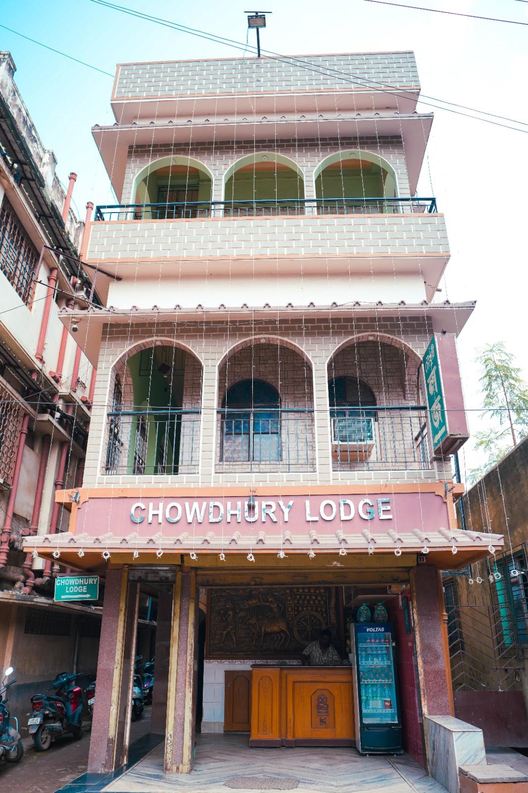 Chowdhury Lodge Exterior